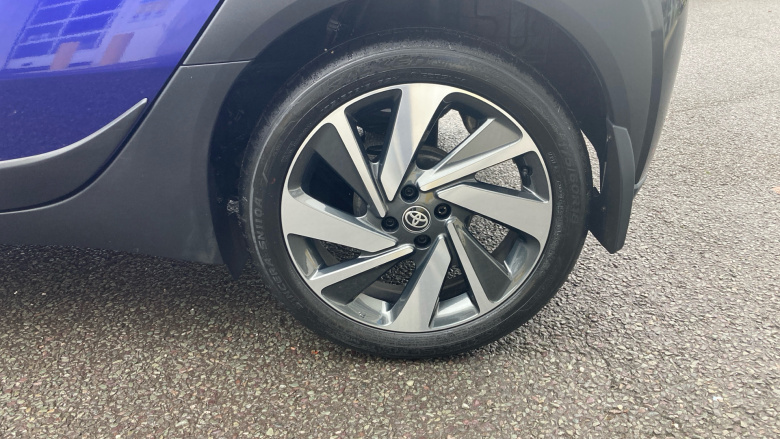 Toyota Aygo X 1.0 VVT-i Edge 5dr Petrol Hatchback